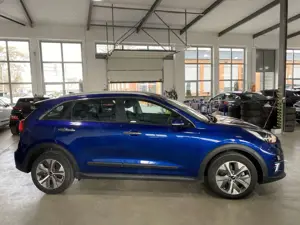 Kia Niro e-Niro Vision 64kWh Wä.Pumpe NAV RFK 3PH Bild 5