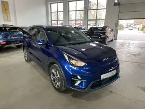 Kia Niro e-Niro Vision 64kWh Wä.Pumpe NAV RFK 3PH Bild 4