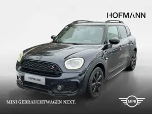 MINI Cooper S Countryman John Cooper Works Trim