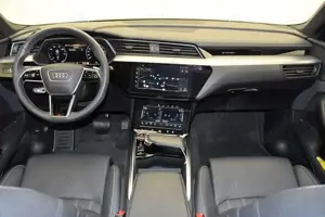 Audi e-tron quattro Virtual-Cockpit/LED/B Bild 4
