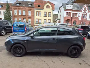 SEAT Ibiza Sport 1.6 " TÜV / AU neu "
