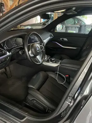 BMW 318 318 d Advantage