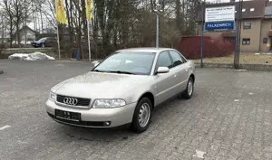 Audi A4 A4 1.8 TÜV NEU, Automatik, Klimaautomatik