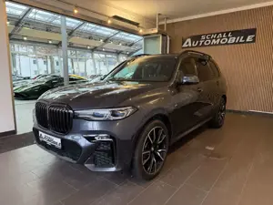 BMW X7 xDrive 40d M-SPORT/PANO/HUD/AHK/STHZG/7SITZER