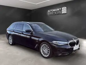 BMW 530 e xDrive HUD*DriveProfess*Leder*AHK*HiFi*LED