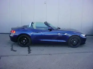BMW Z4 sDrive20i*LEDER*NAVI*XENON*