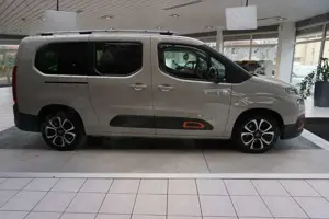 Citroen Berlingo Shine XL AUTOMATIK, NAVI, SITZHEIZUNG