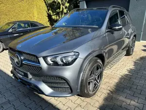 Mercedes-Benz GLE 400 GLE400D PANO DISTR BURM 7-SITZER AMG-LINE