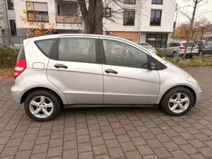 Mercedes-Benz A 180 A 180 CDI (169.007) Bild 4