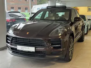 Porsche Macan Vollleder Panorama Luftfederung Bose R21