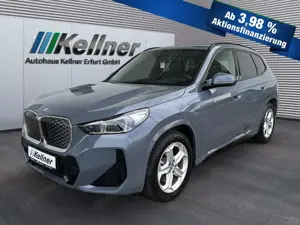 BMW iX1 xDrive30 M-Sport+ACC+AHK+HiFi+HeadUp+Wireless+Pano