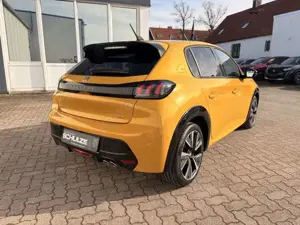 Peugeot 208 PureTech 130 EAT8 GT Bild 5