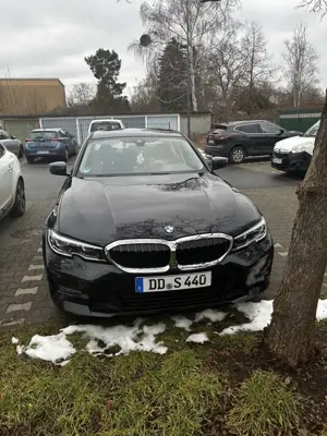 BMW 320 320i Aut. Advantage