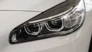 BMW 225 XE IPERFORMANCE *NAVI*PDC*SHZ*TEMPOMAT* Bild 3