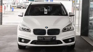 BMW 225 XE IPERFORMANCE *NAVI*PDC*SHZ*TEMPOMAT* Bild 2