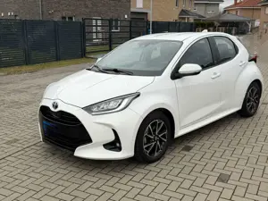 Toyota Yaris Hybrid 1.5 VVT-i Team Deutschland