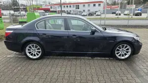 BMW 525 525d Bild 2