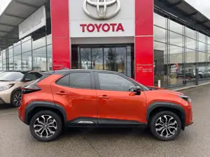 Toyota Yaris Cross Hybrid FWD Spicy Edition Bild 3