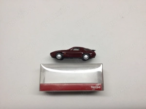 Herpa 1:87 Modellauto Porsche 928 S4 Dunkelrot