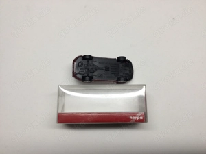 Herpa 1:87 Modellauto Porsche 928 S4 Dunkelrot Bild 2