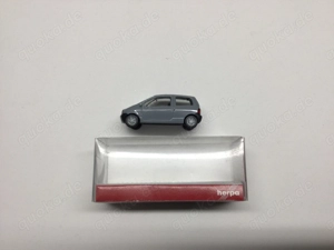 Herpa 1:87 Modellauto Renault Twingo Grau