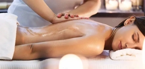 Besuchbarer reifen Hobbymasseur Suche Junge Frauen und Mädchen von 18-55 100% Disskret