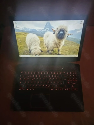 Lenovo Legion Y720 Laptop + Netzteil und Gaming Maus Bild 2
