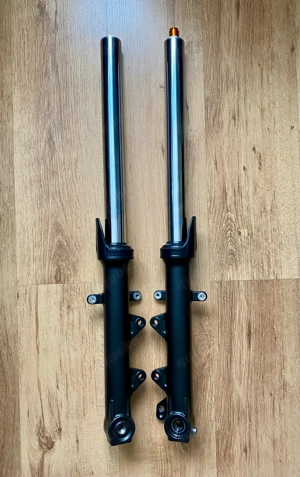 Gabel Yamaha Tracer 7 GT Bild 4
