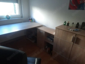 Schreitisch nit 2 Schränken