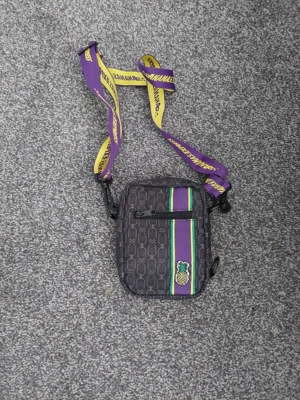 187 Strassenbande Umhängetasche Obstand 2 NEU