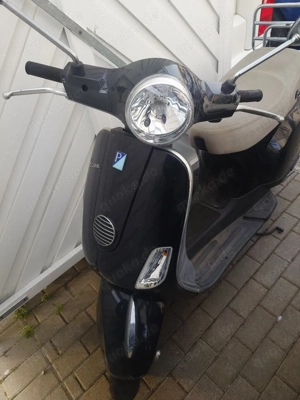 Vespa Roller LX50, schwarz 