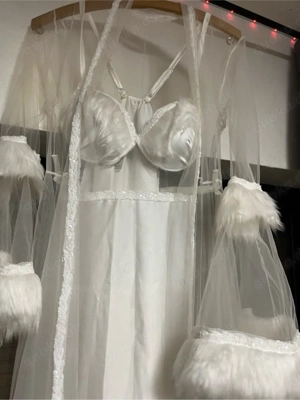 Eleganter, neuer Braut-Robe zu verkaufen Bild 2