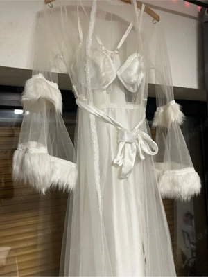 Eleganter, neuer Braut-Robe zu verkaufen Bild 4