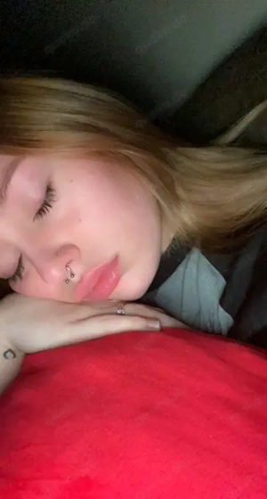 Eine elegante, gepflegte und aufgeschlossene Person bietet Ihnen exklusive Momente in einem respektv