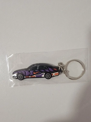 187 LX & Maxwell Schlüsselanhänger aus Obstand 2 Box OVP