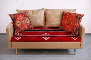 2-Sitzer Sofa mit Stauraum   Beige   Goldfüße   top Zustand