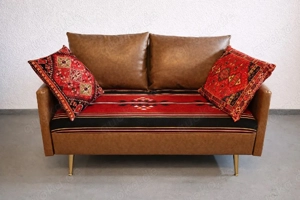 2-Sitzer Sofa mit Stauraum   Vintage Braun   Goldfüße   neuwertig