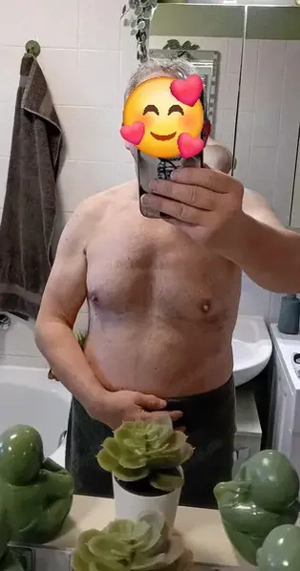 Welche Frau sucht Nacktputzer regelmäßig 