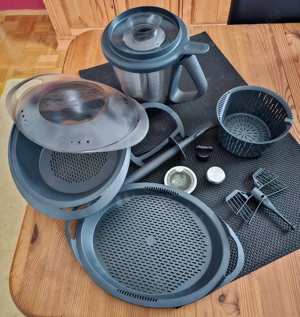 Verkaufe meinen Thermomix TM5 ohne Mängel und in sehr gutem Zustand an Selbstabholer!!! Ist wie NEU Bild 4