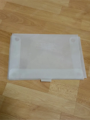 MacBook Pro Originalverpackung (OVP) mit Schutzfolie Bild 4