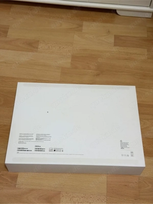 MacBook Pro Originalverpackung (OVP) mit Schutzfolie Bild 3