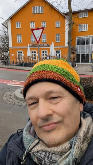 Ausgebildet, Langjährige Erfahrung  Maler u. Lackierer 