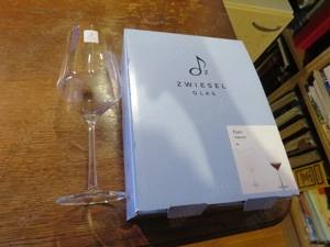 Rotweingläser, transparent