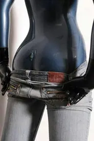 Fetisch - Bondage , Lack , Latex , Pet Play , Hucow , Fotoshooting Bild 3