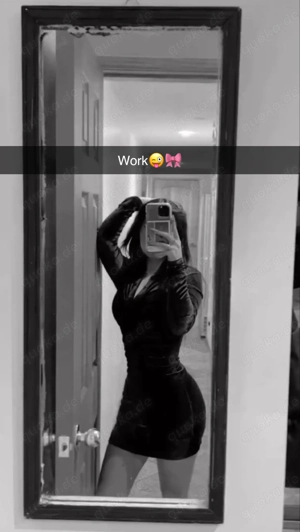Cassi Bietet heißen online service oder bilder&video pakete Bild 5