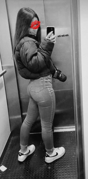 Cassi Bietet heißen online service oder bilder&video pakete Bild 4