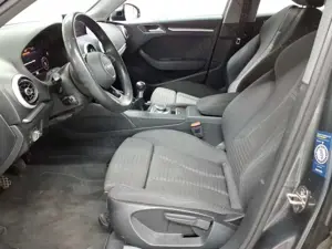 Audi A3 A3 35 TDI Sportback sport Navi SHz AHK Bild 3