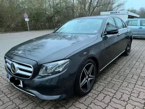 Mercedes-Benz E 350 Mercedes E 350 d W213 9G 258PS Multibeam 360° Distronic AHK
