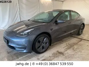 Tesla Model 3 Dual AWD Wärmepumpe Autopilot 3 Kam Pano