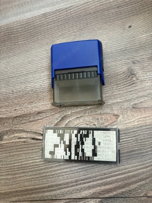 Selbstfärberstempel blau gebraucht - braucht neues Kissen